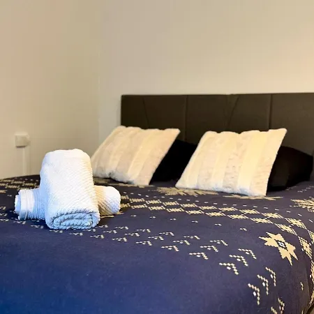 Liberte 38 - Close To Station And Center Apartment *