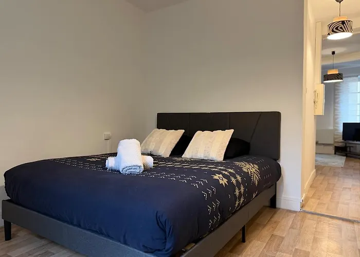 Liberte 38 - Close To Station And Center *